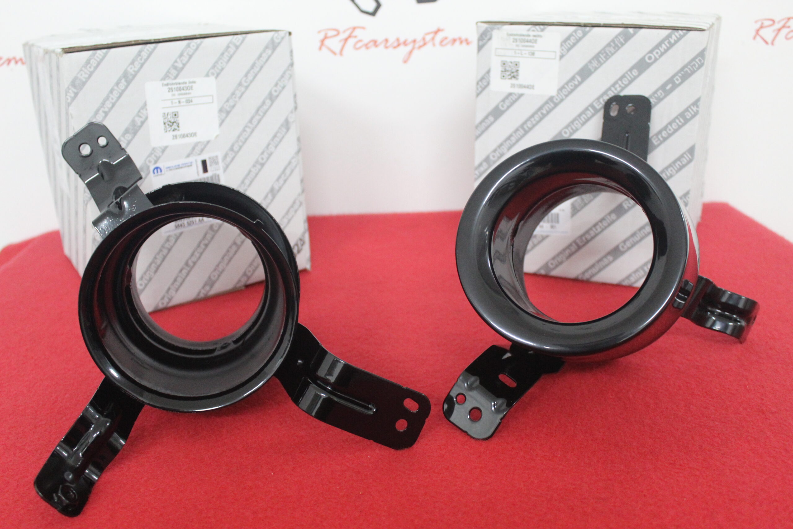 Set ÄSTHETISCHE ENDROHRE - ENDSCHALLDÄMPFER LH + RH Farbe SCHWARZ für Alfa Romeo STELVIO